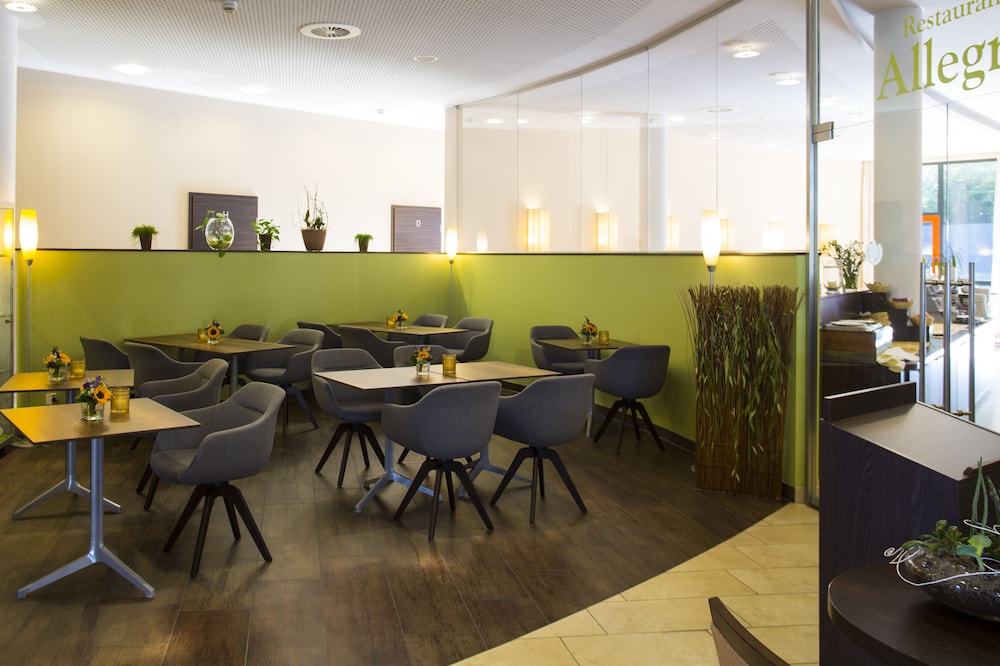 TOP CountryLine Heide Spa Hotel 54/68