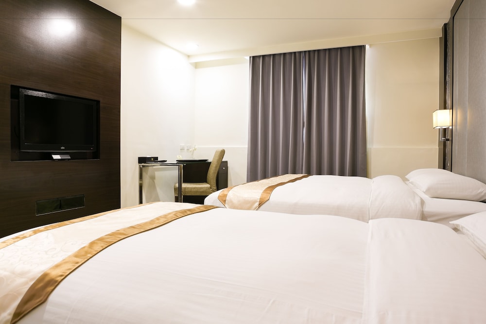 Hotel Bonza 14/63