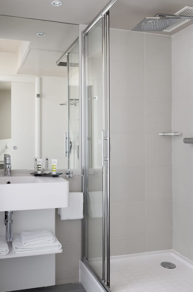 Mercure Paris Levallois Perret 61/63