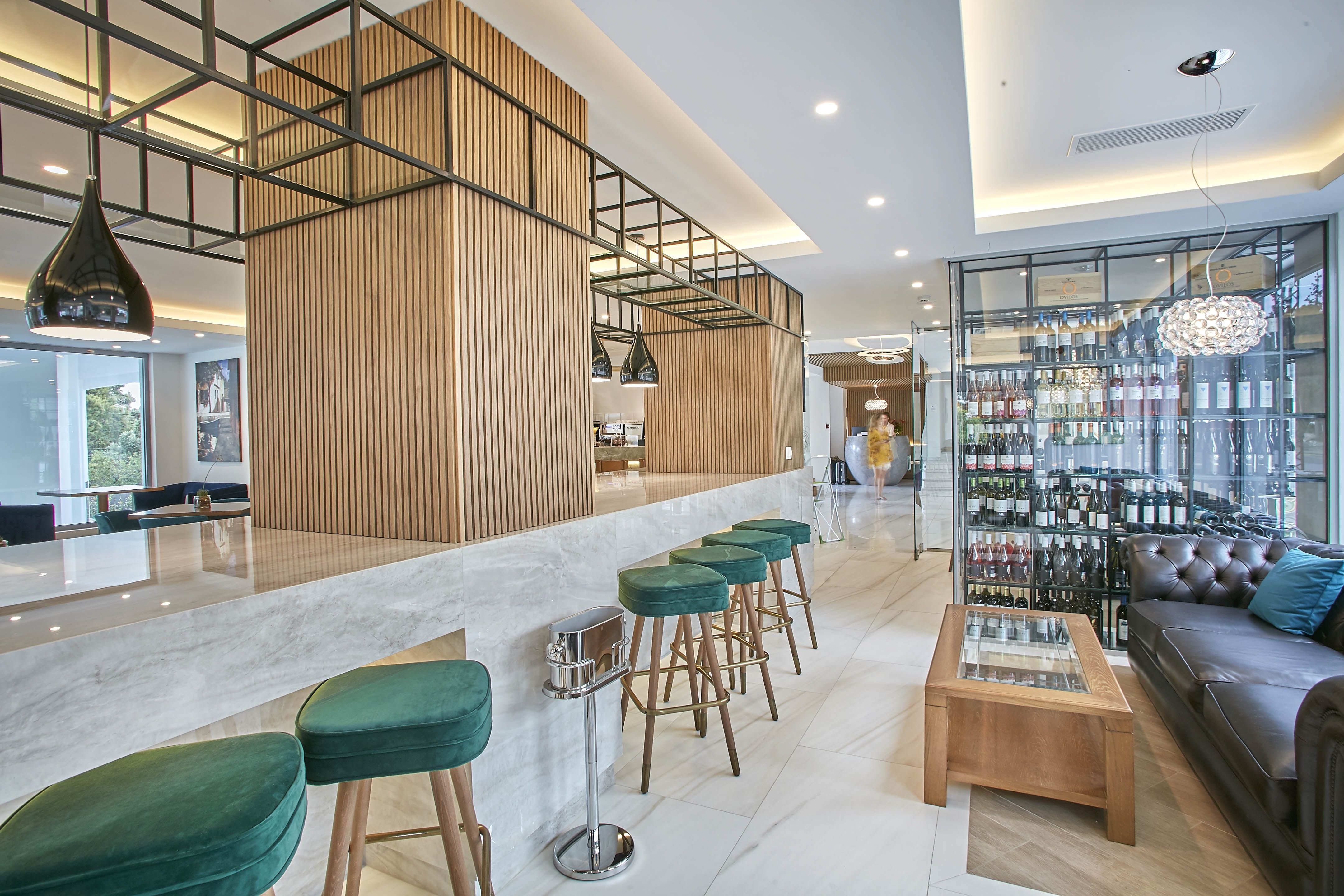 Glyfada Riviera Hotel 30/35