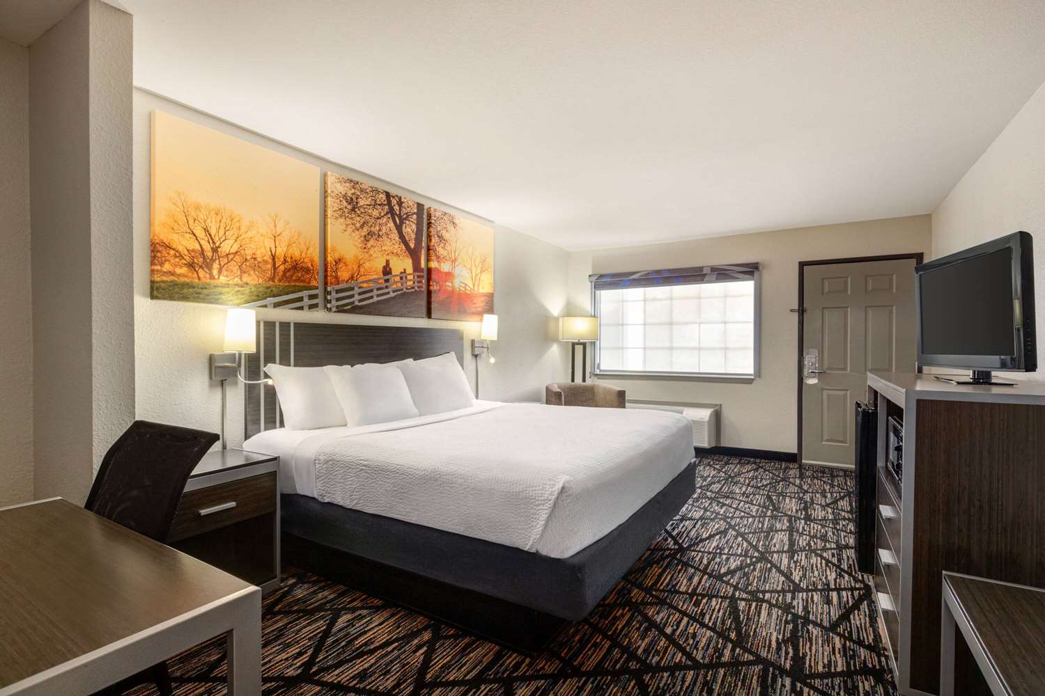 Days Inn By Wyndham San Antonio Near Fiesta Park 7/36