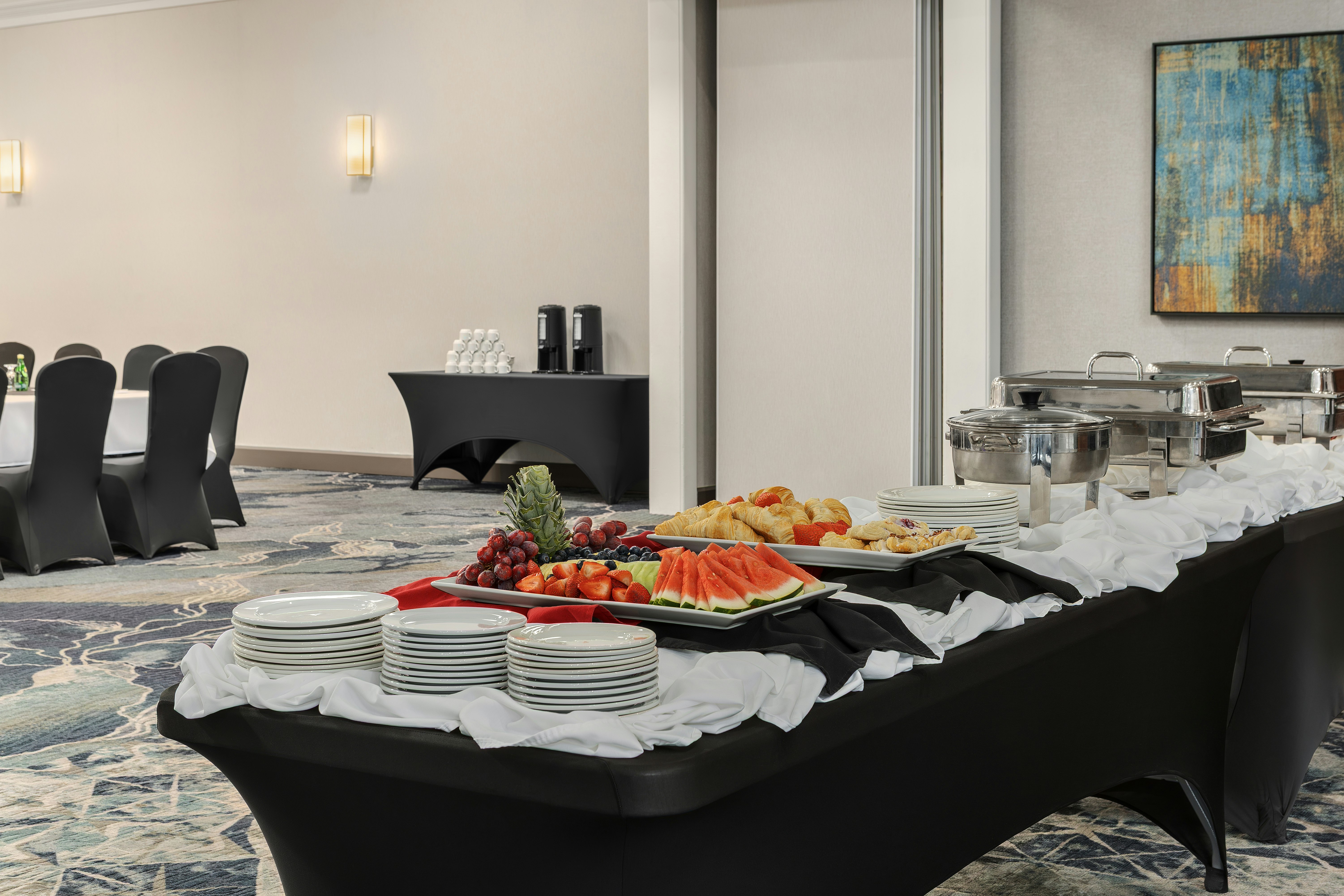 Holiday Inn Oakville Centre 50/81