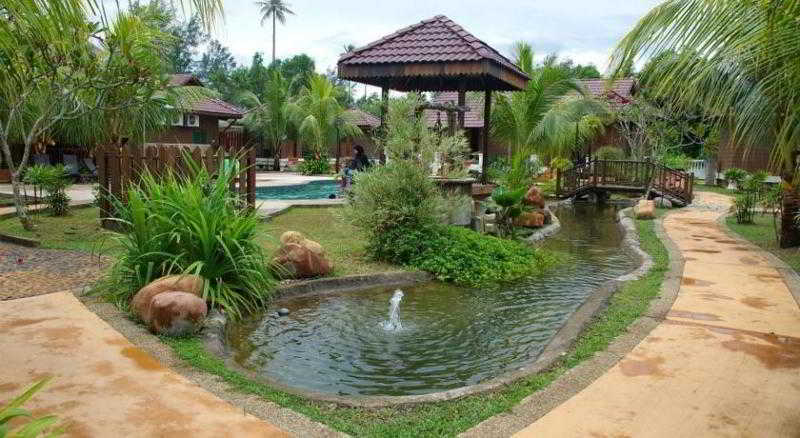 Ulek Beach Resort 14/23