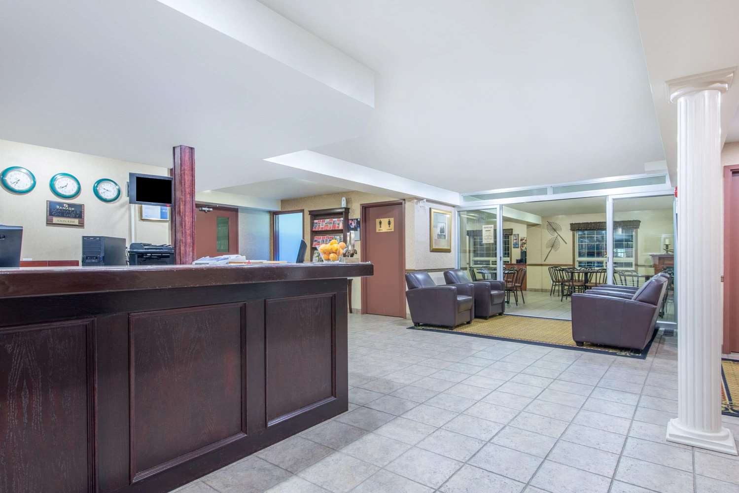 Ramada By Wyndham Lloydminster 6/27