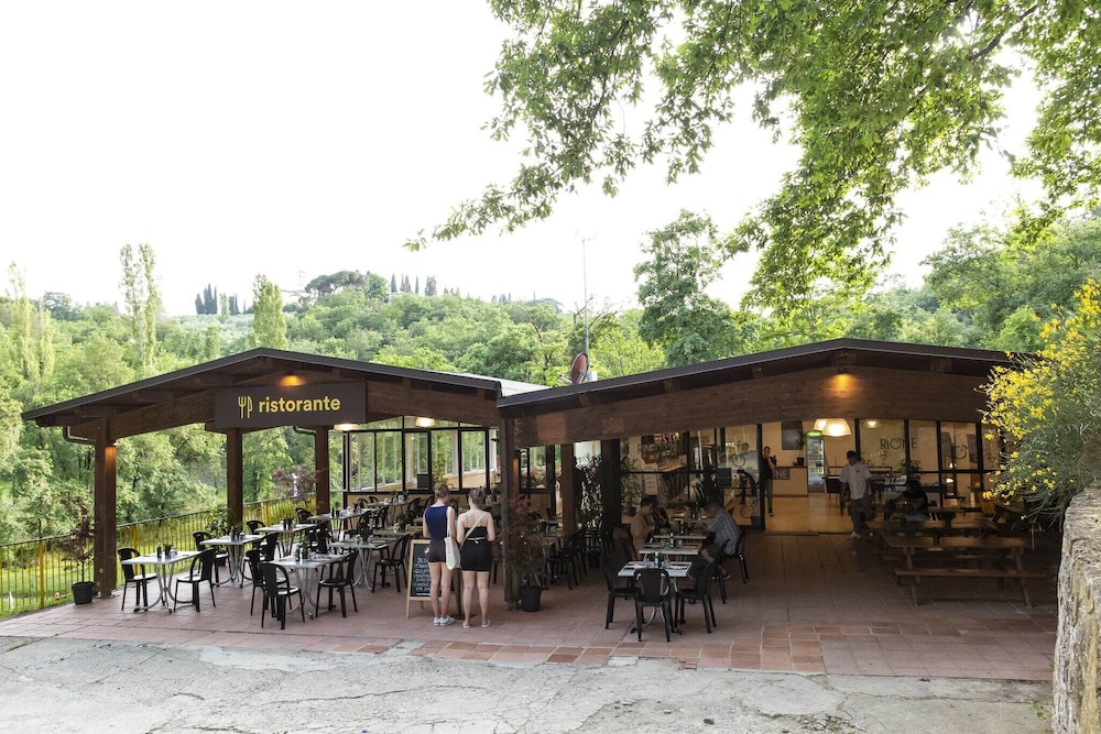 Hu Firenze Certosa Camping In Town 5/50