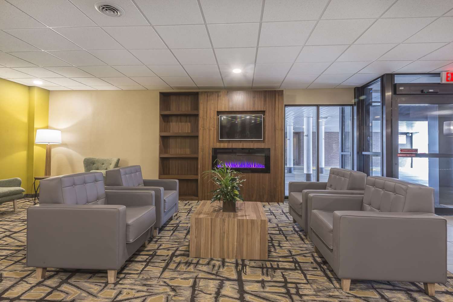 Quality Inn & Suites Downtown Windsor 15/20