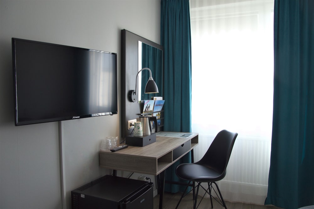 Hotel Falkoping, Sure Collection By Best Western 65/67