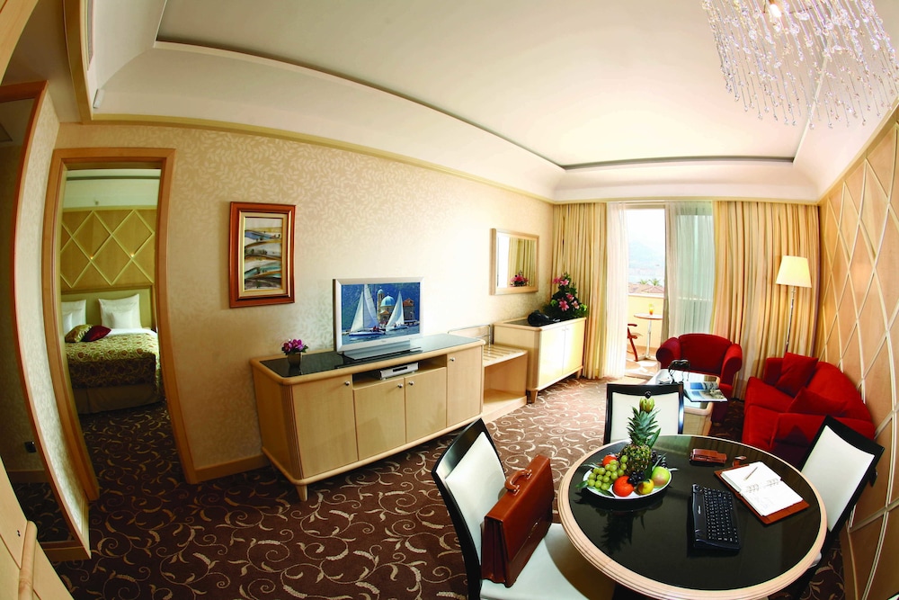 Splendid Conference Spa Resort 57/77