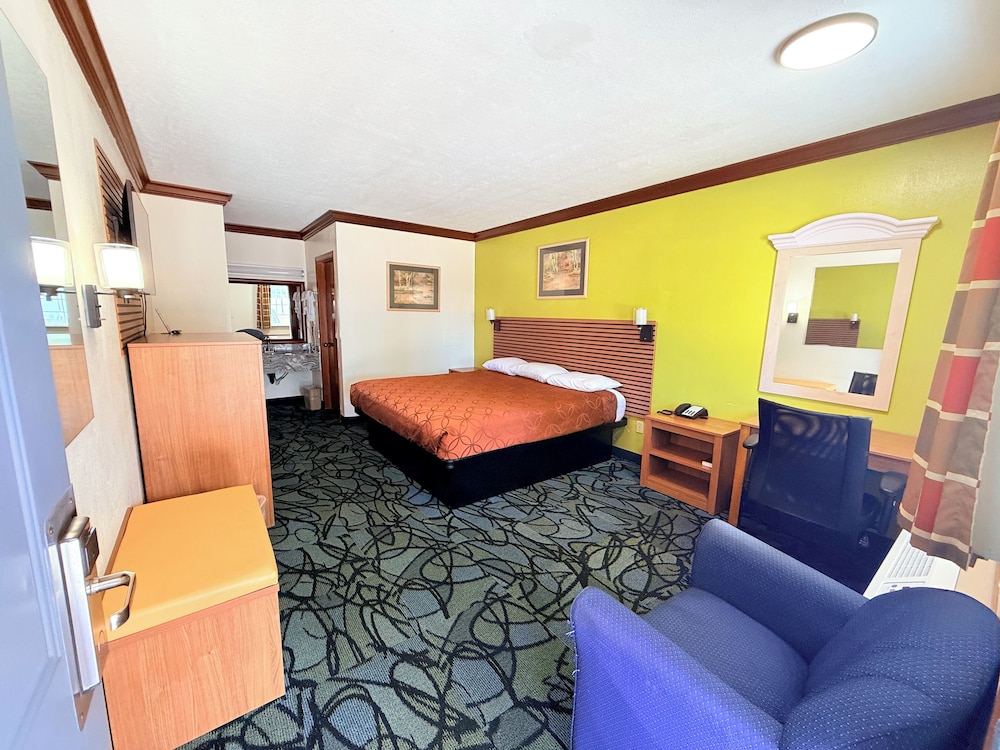 Economy Inn - Akron 36/57