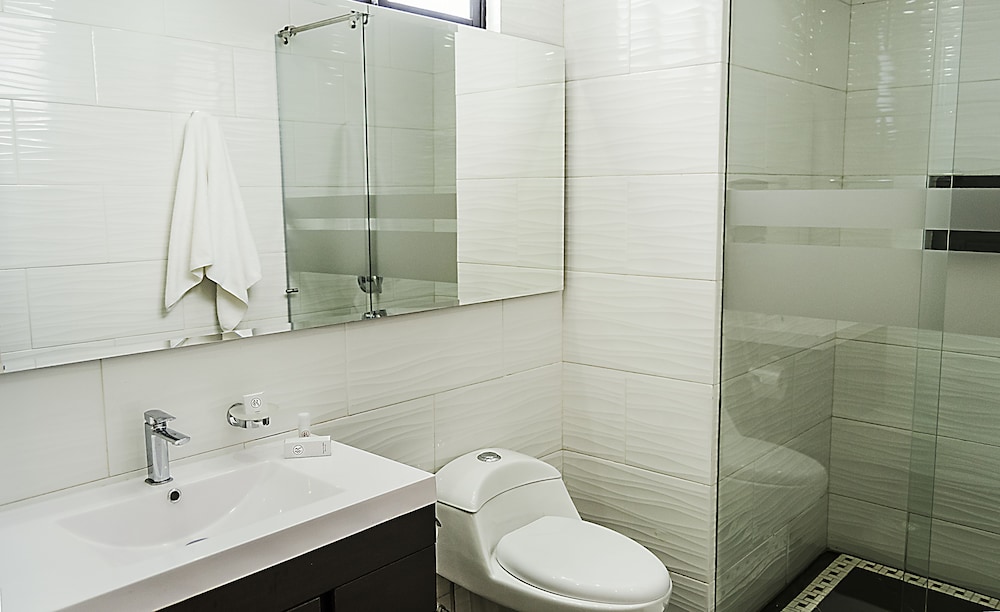Hotel Regency Boutique La Feria 68/72