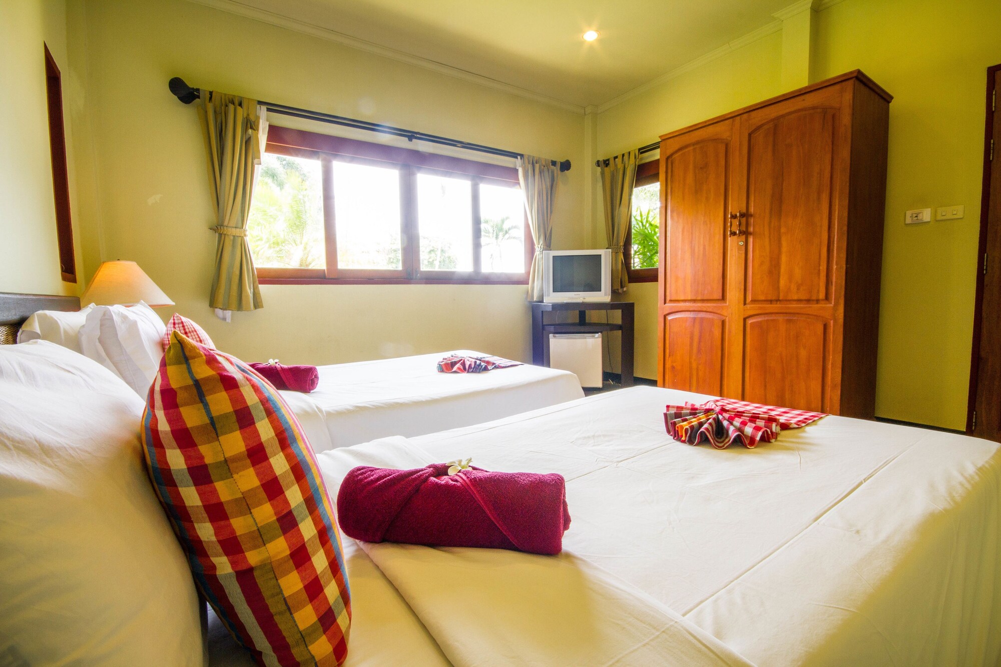 FAMILY, DOUBLE OR TWIN BED