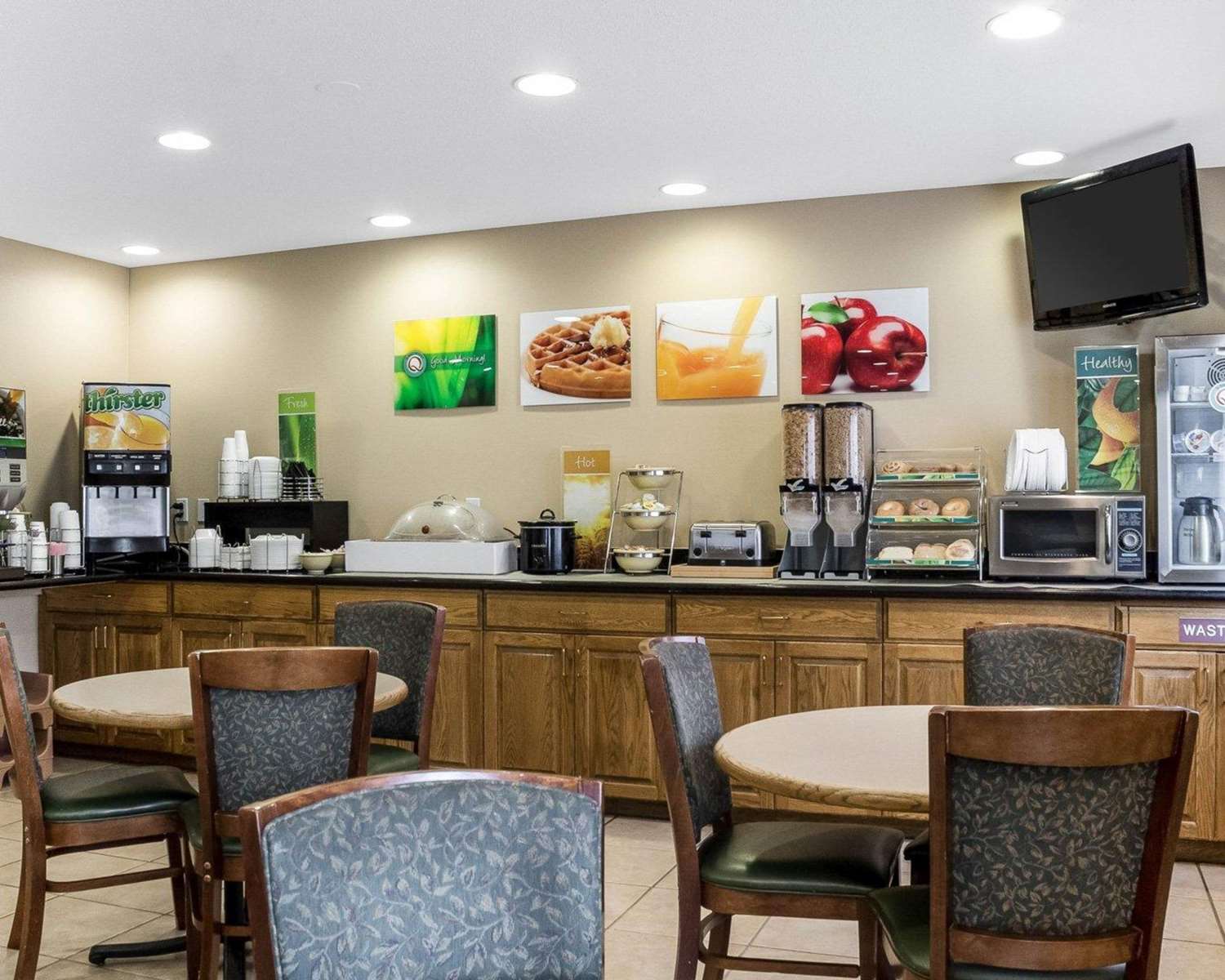 Travelodge by Wyndham Fargo 12/16