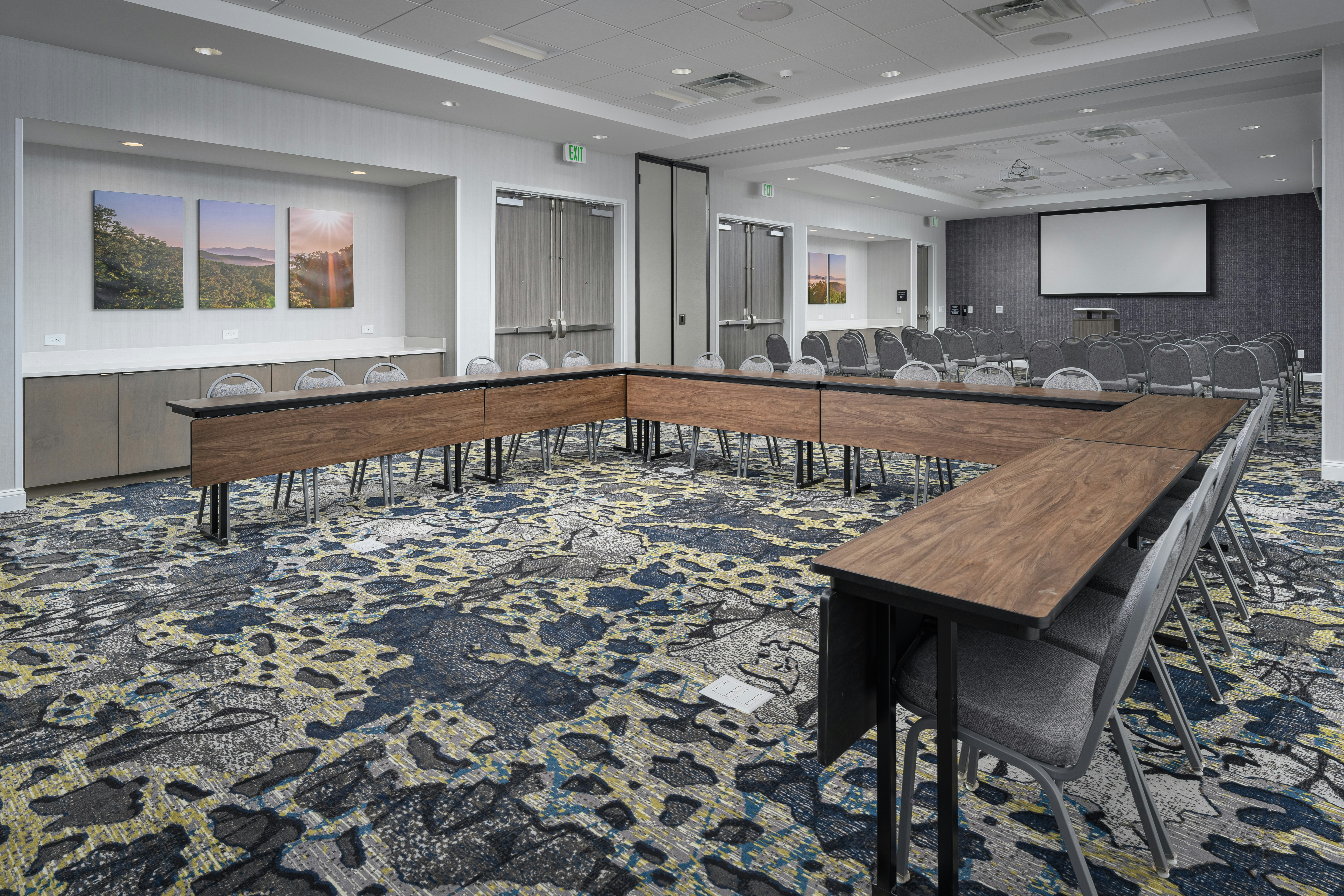 Hampton Inn Ashland City 17/19