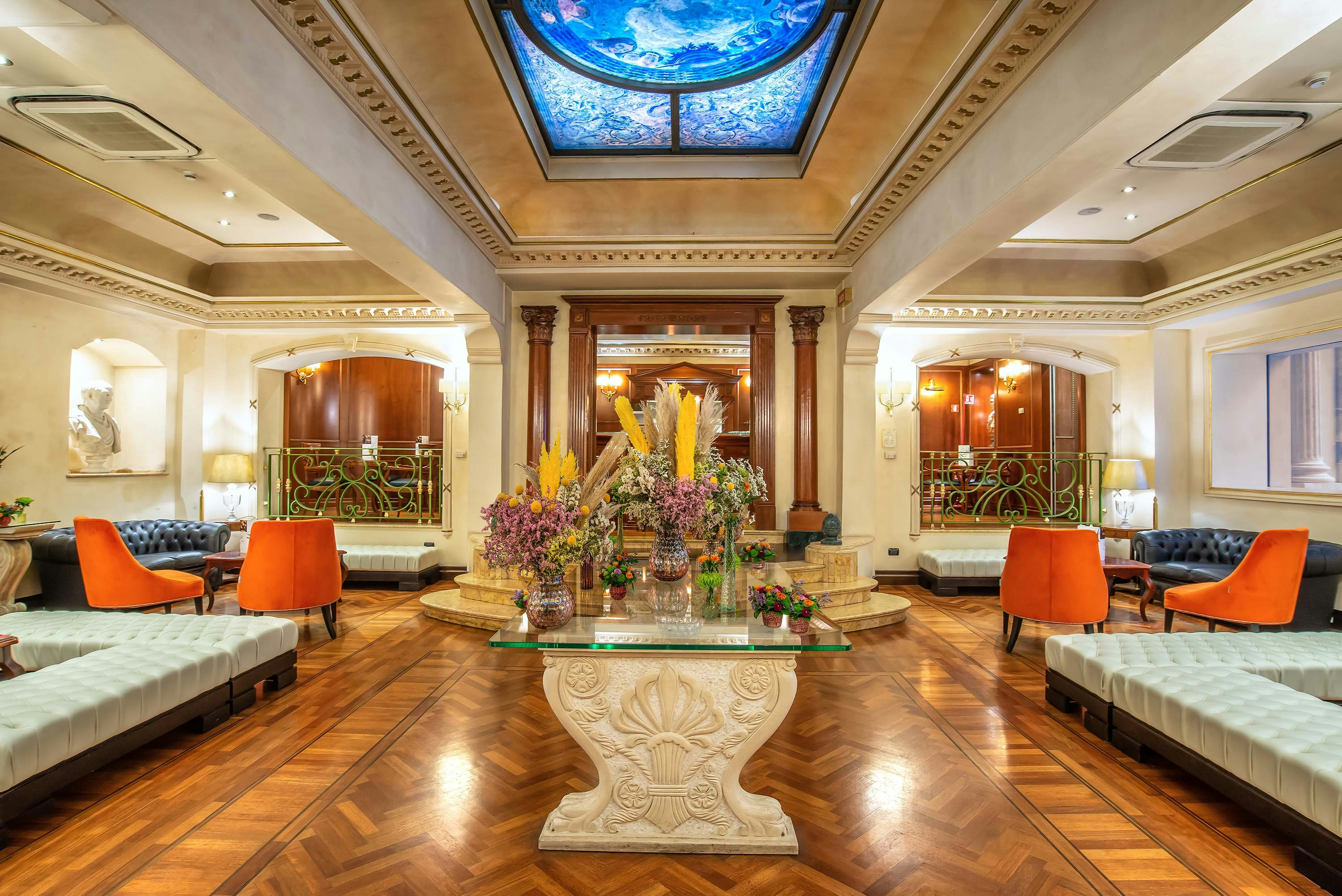 River Palace Hotel 27/43