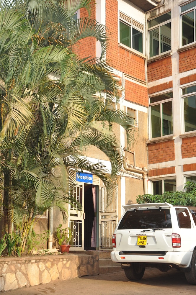 New Scroll Inn Hotel 44/50