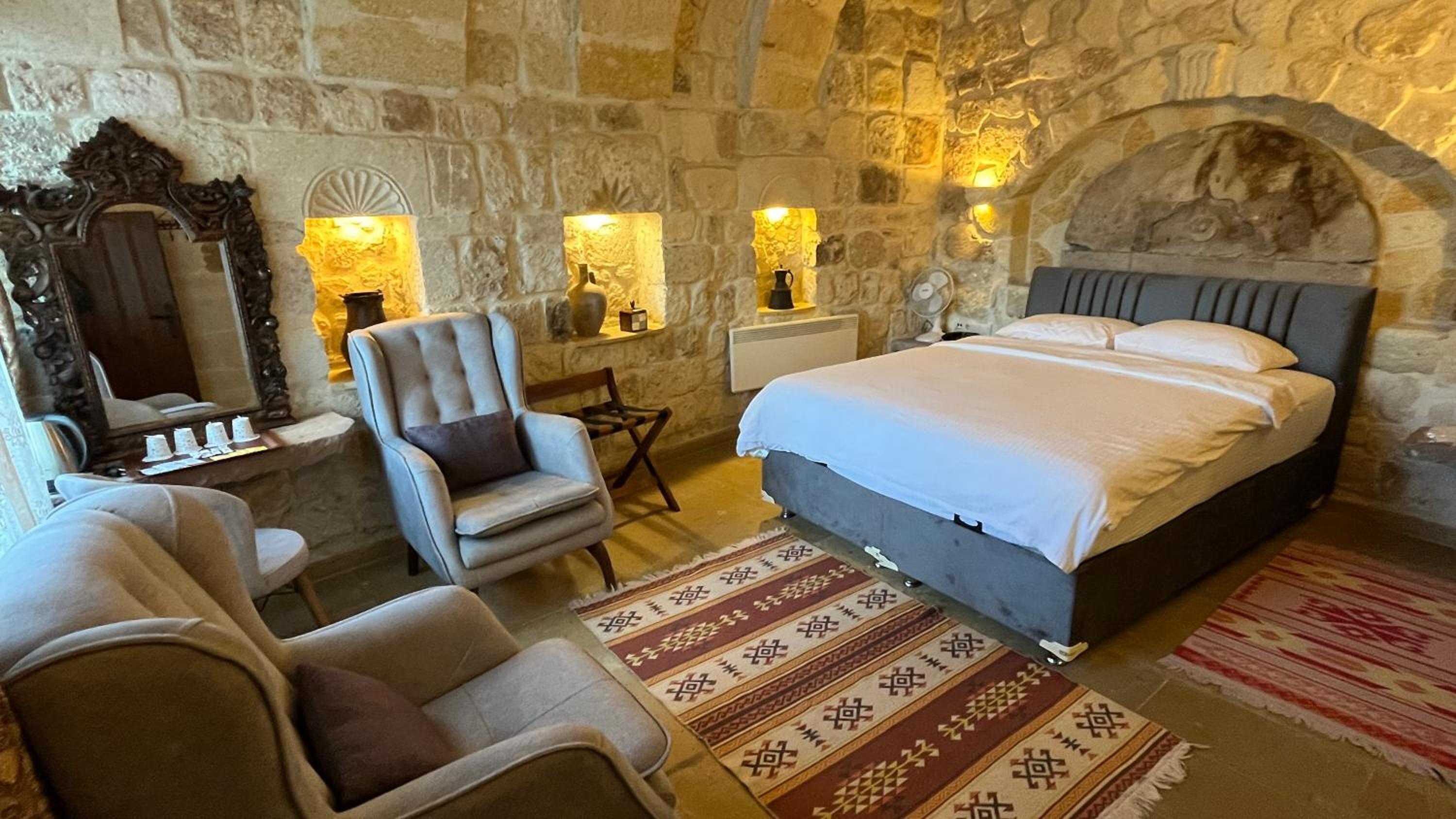 جناح ديلوكس رباعي، Cave Konak Hotel Special Class 7/10
