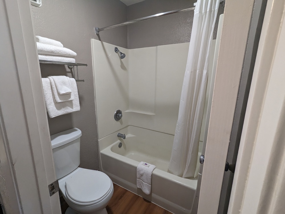Motel6 Kingman, AZ - Route 66 West 41/43