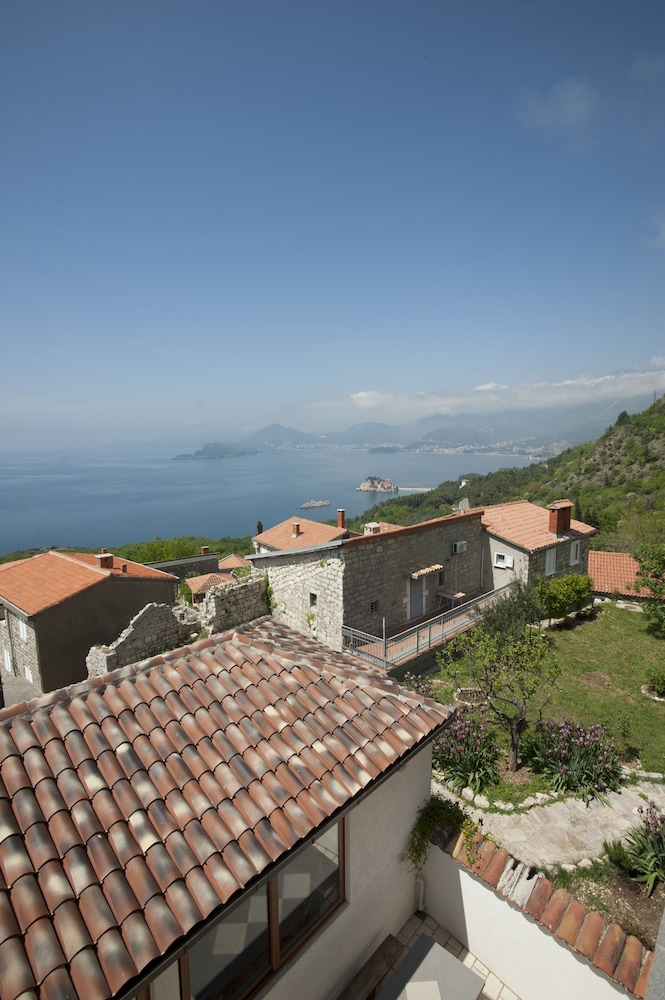 Apartments Djurasevic 46/50