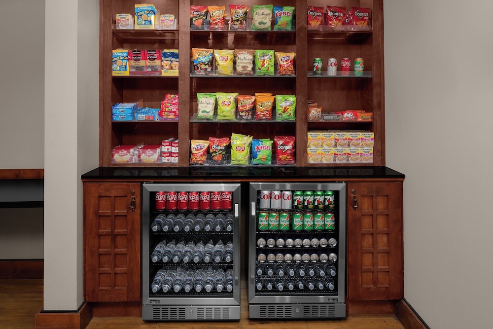 Larkspur Landing Sacramento - An All-Suite Hotel 27/60