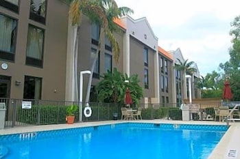 Hampton Inn Commercial Blvd Ft Lauderdale 6/35