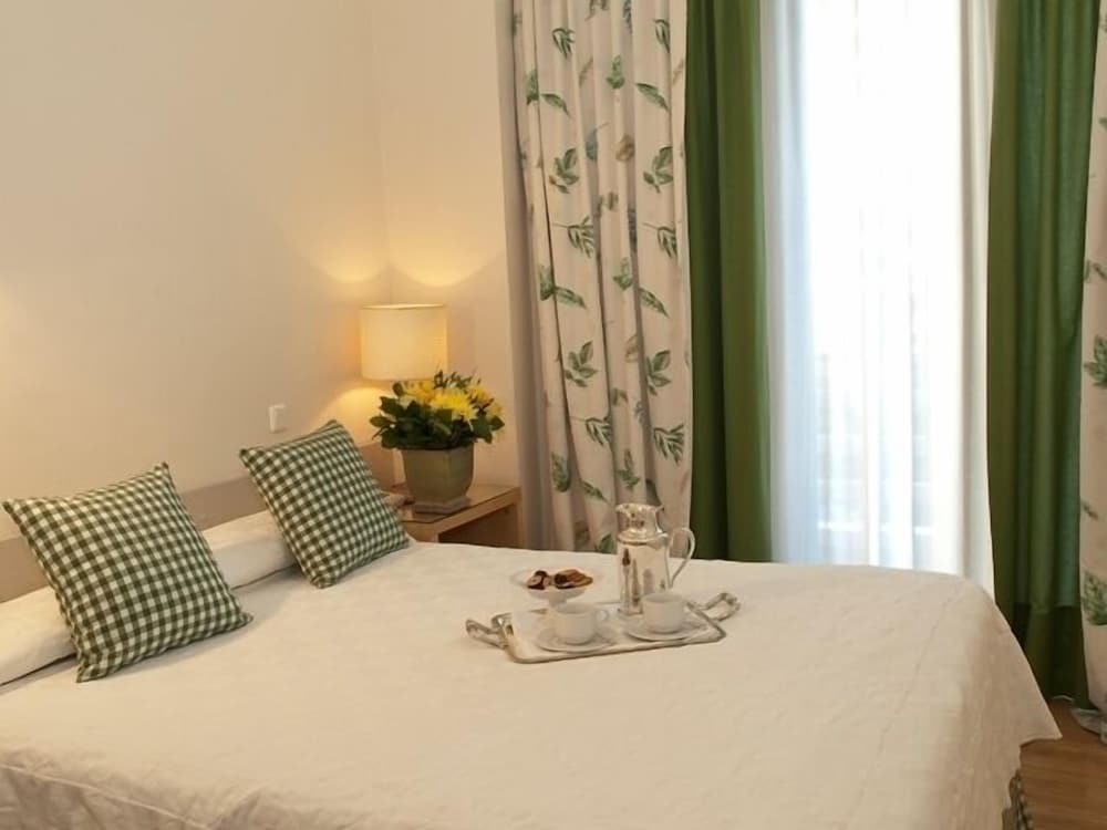 The Park Hotel Piraeus 3/28