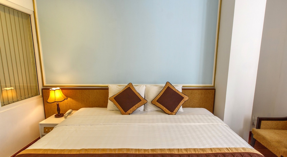 Huong Sen Annex Hotel 16/68