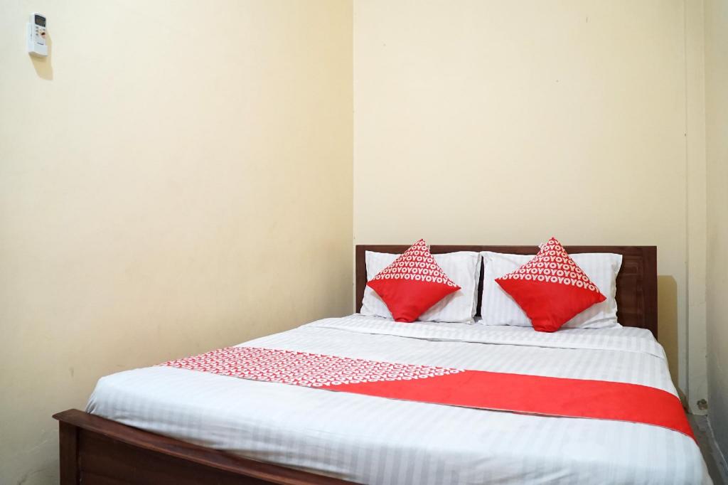 OYO 1034 Pondok Mulia Guest House 17/33