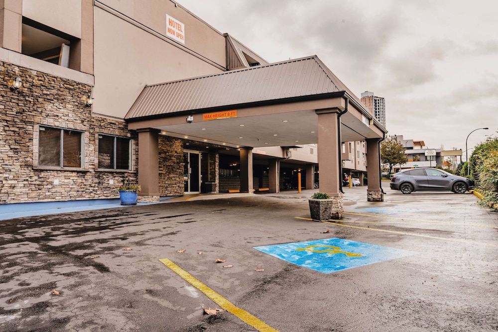 SureStay Plus by Best Western Coquitlam 44/50