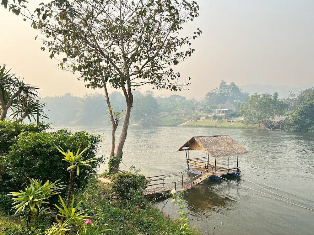 Baan Alisa Bed And Breakfast 40/50
