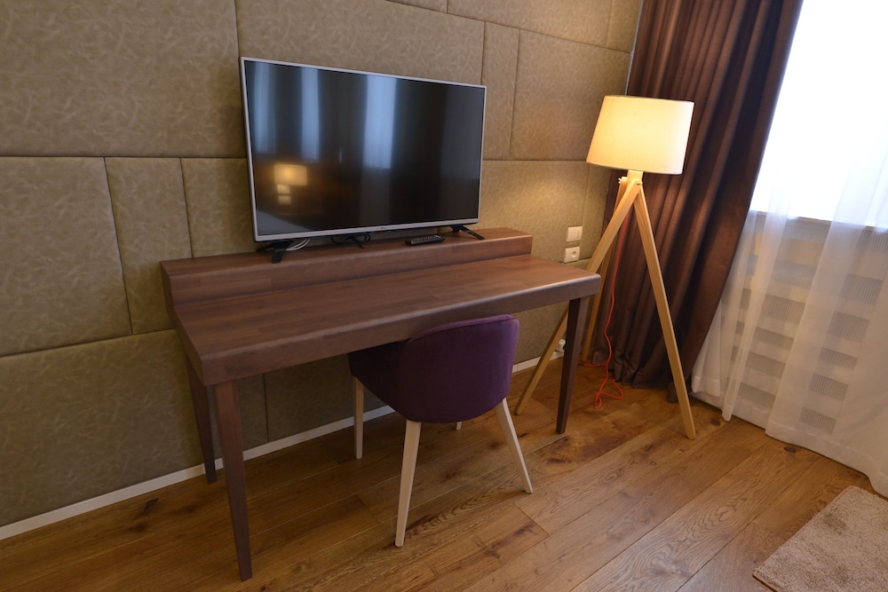 Boutique Rooms 42/50
