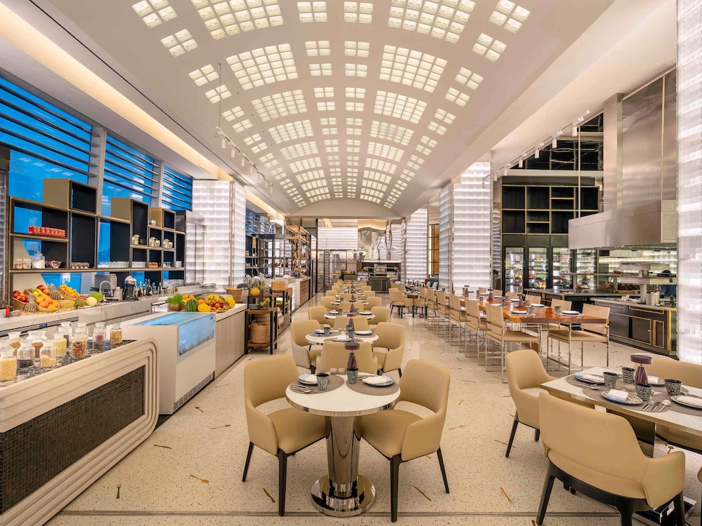 Fairmont Doha 51/65