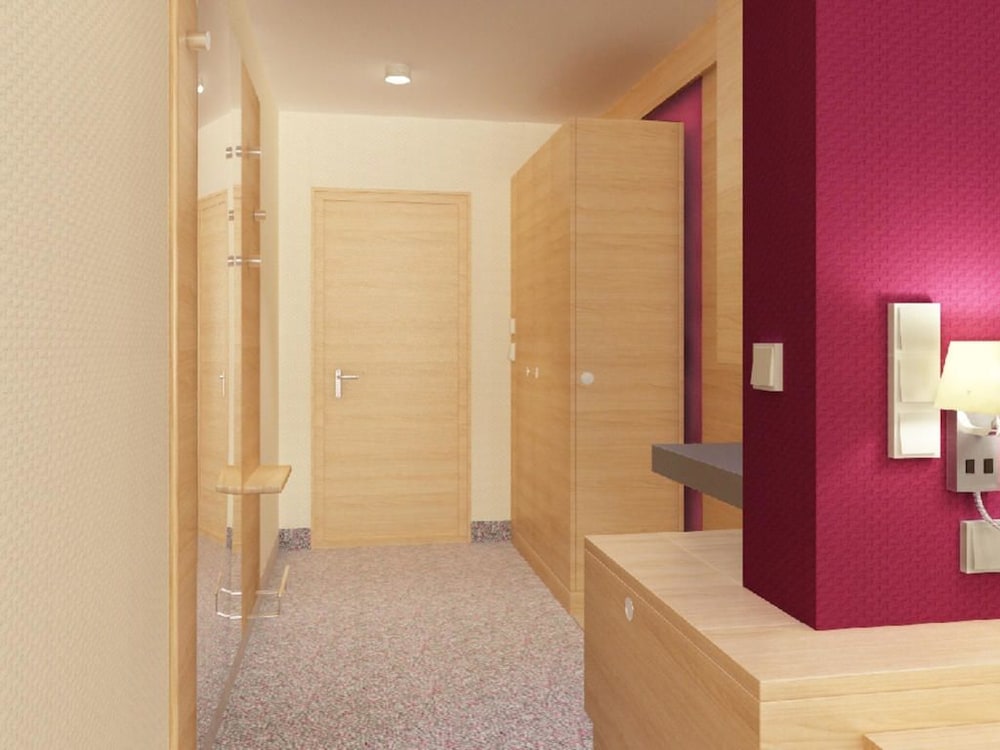 AMELIA HOTEL 45/45