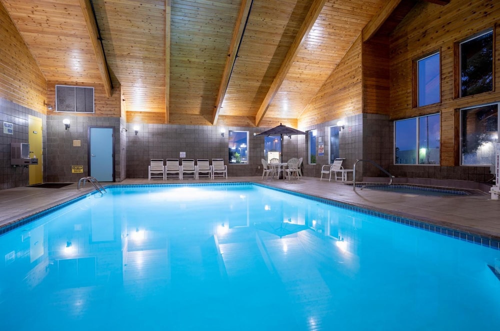 Grandstay Hotel Suites 9/50
