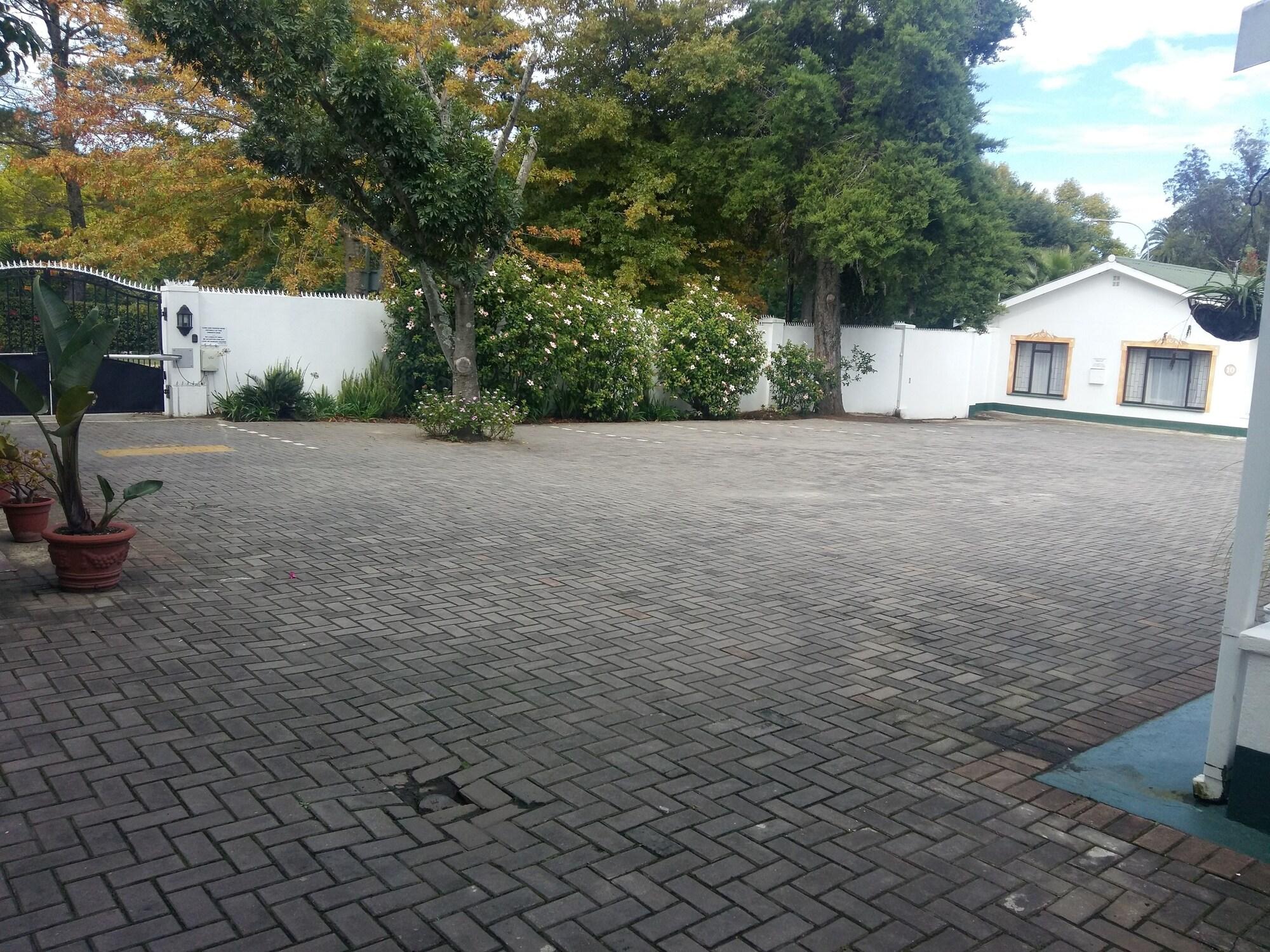 Alpine Inn 60/71