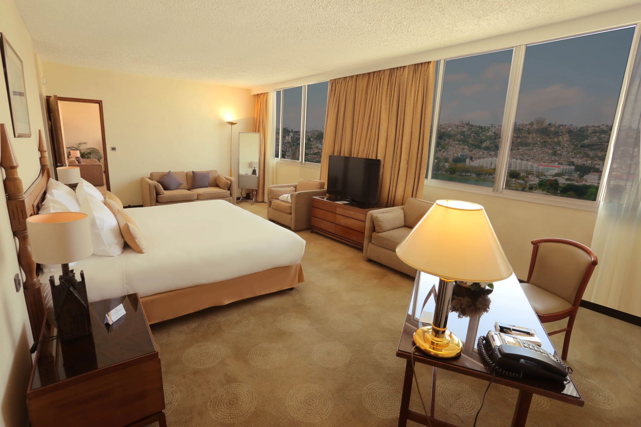 Royal, Presidential, Palace, Suite, Lake View