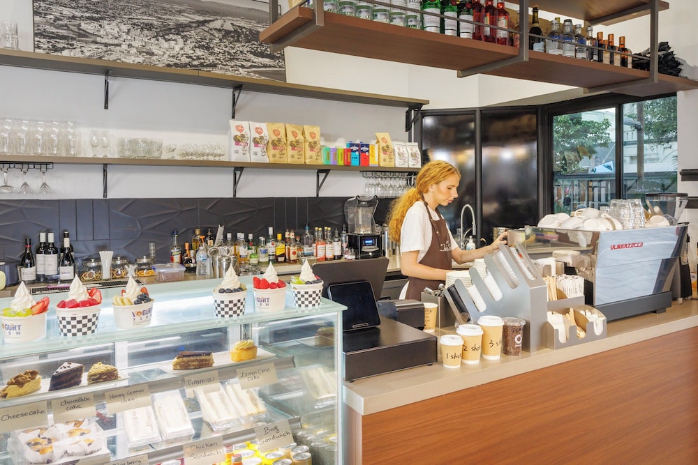Madison Plaza Townsville 51/64