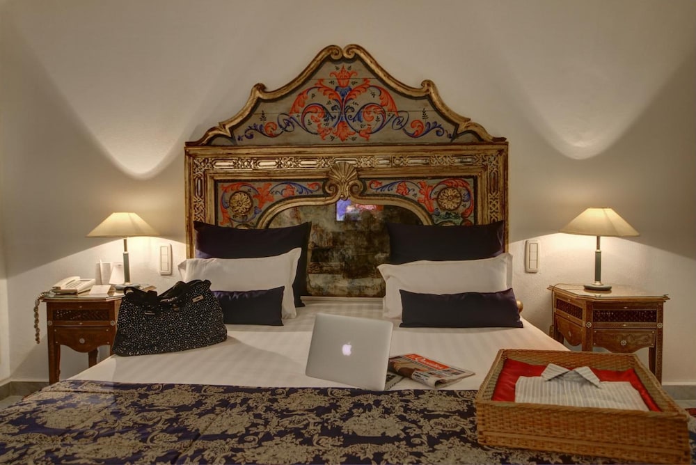 HOTEL LA MAISON BLANCHE 28/52