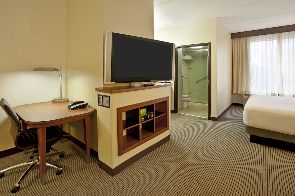 Hyatt Place Atlanta Arpt North 62/71