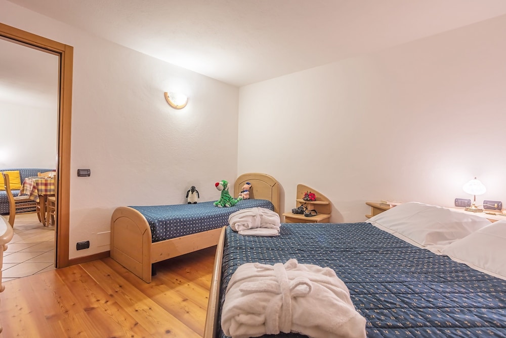 Hotel Lo Scoiattolo 34/71