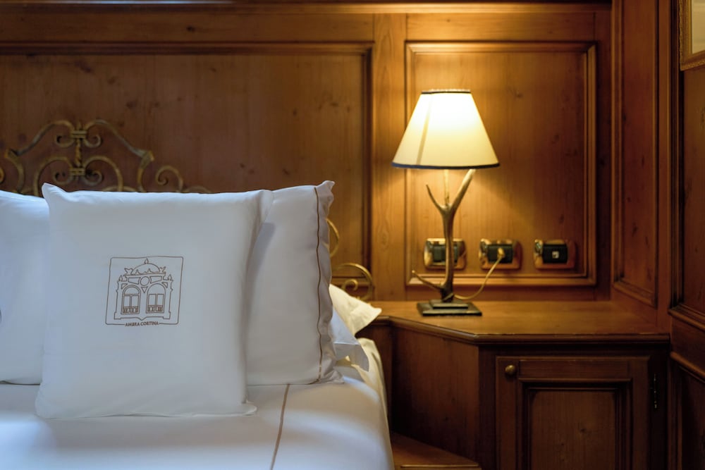 Ambra Cortina Luxury Fashion Boutique Hotel 28/55