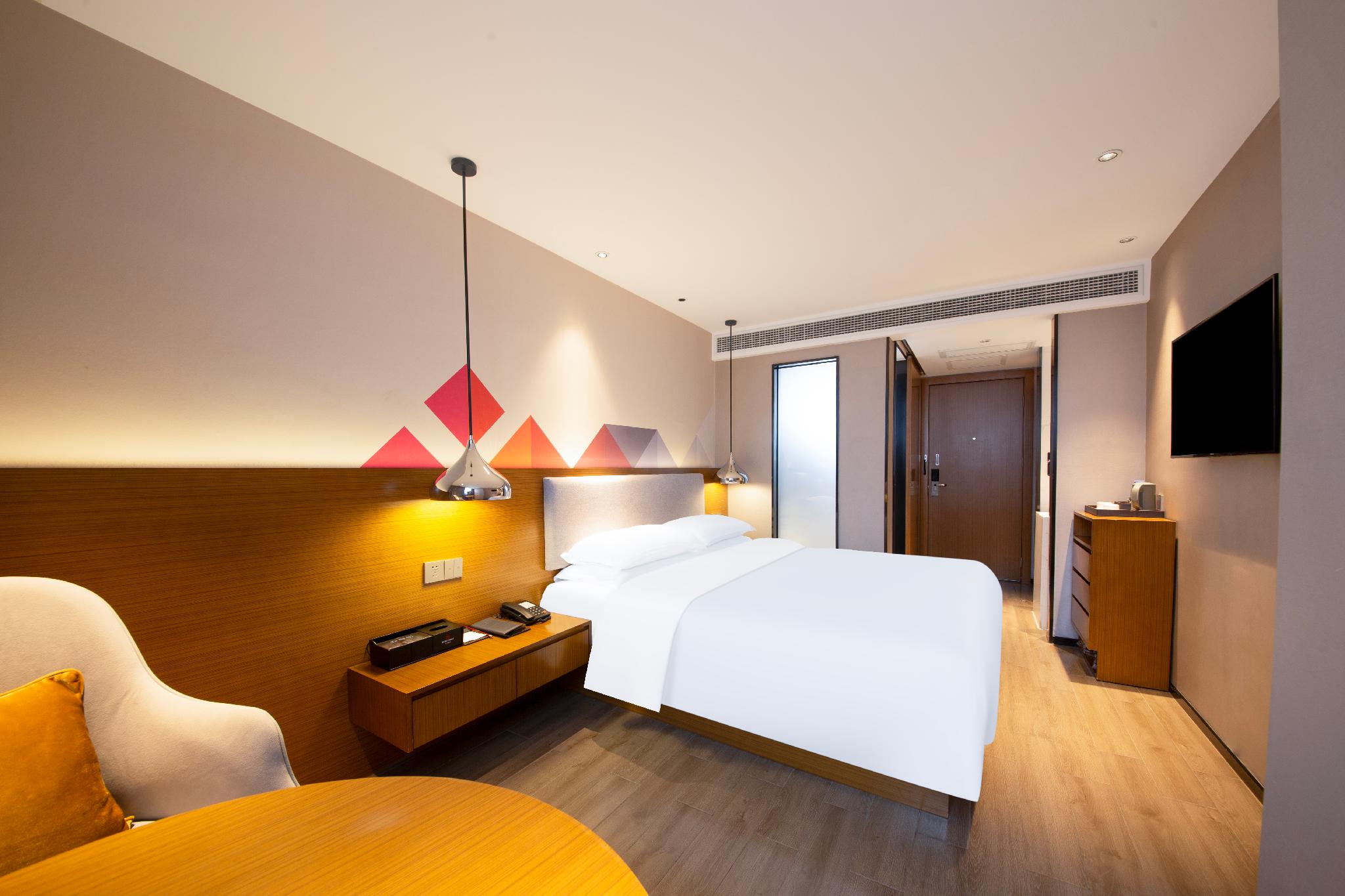 Borrman Hotel (Wuchuan) 27/52
