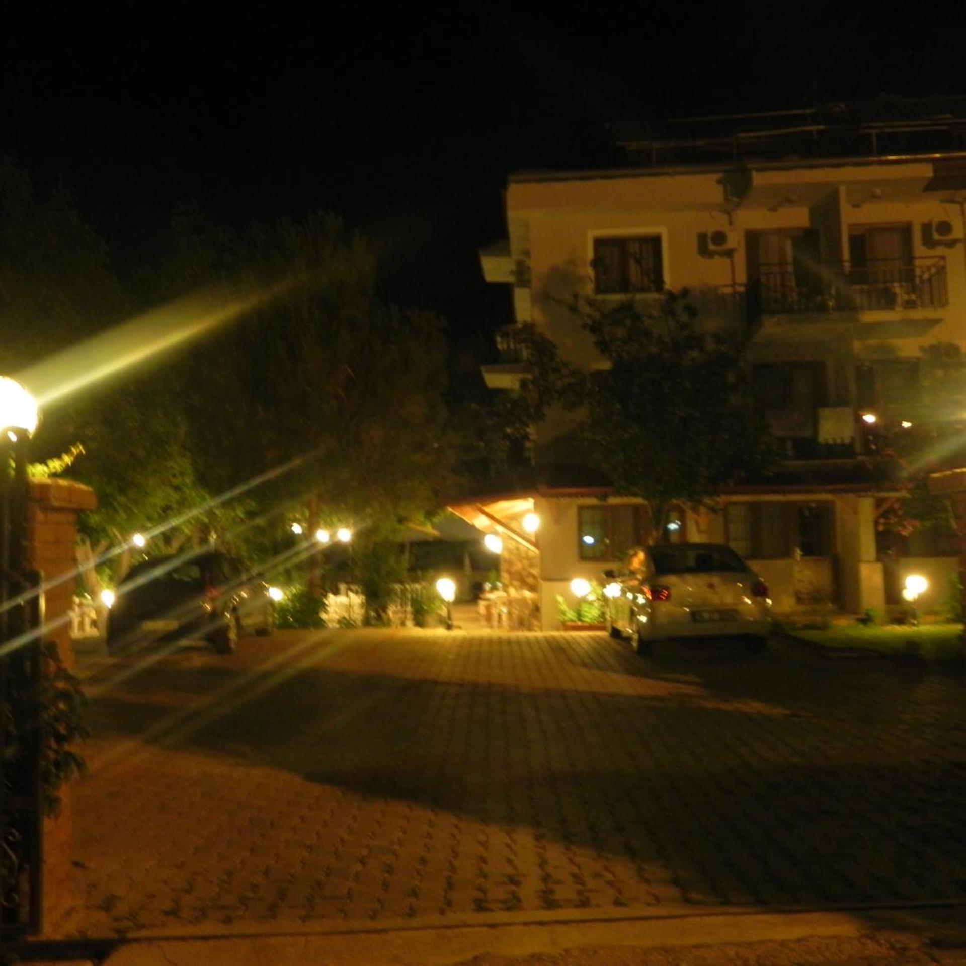 Star Hotel 3/39