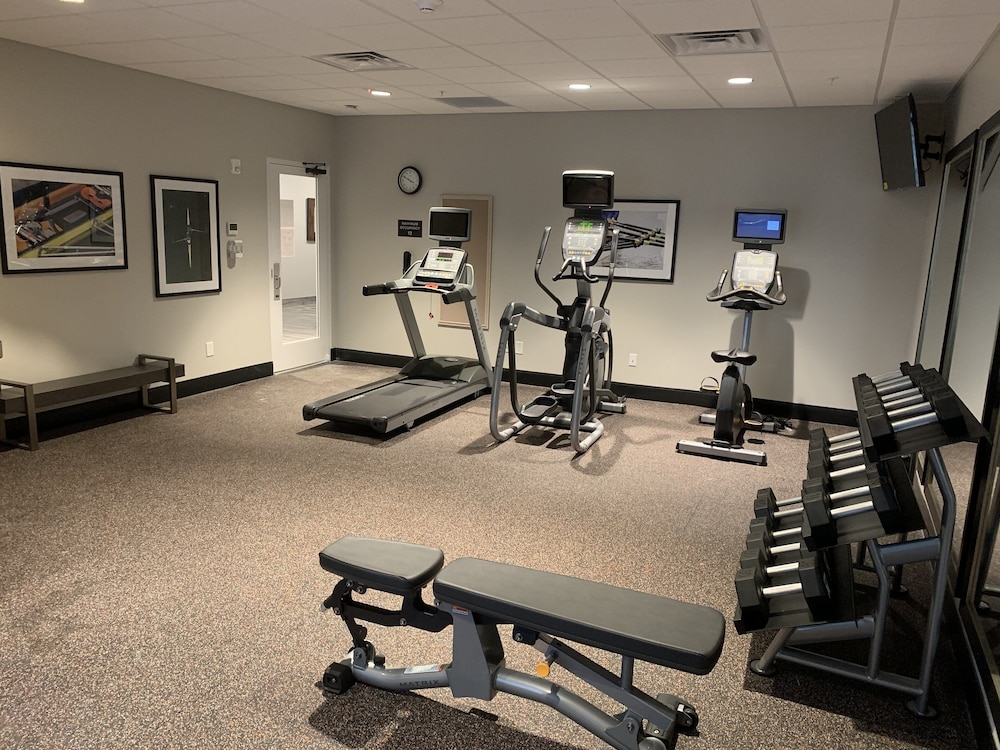 Candlewood Suites Lebanon 21/52