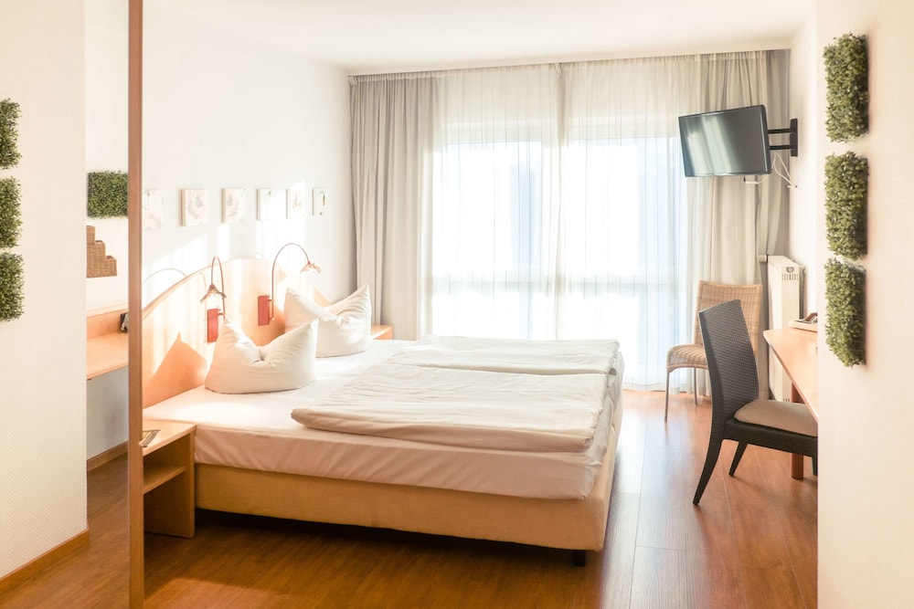 Hotel Ambiente Langenhagen Hannover by Tulip Inn 14/47
