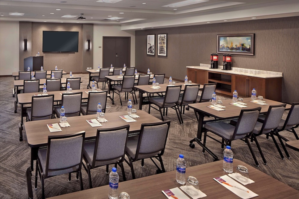 Hyatt Place Warwick/Providence Airport 49/58