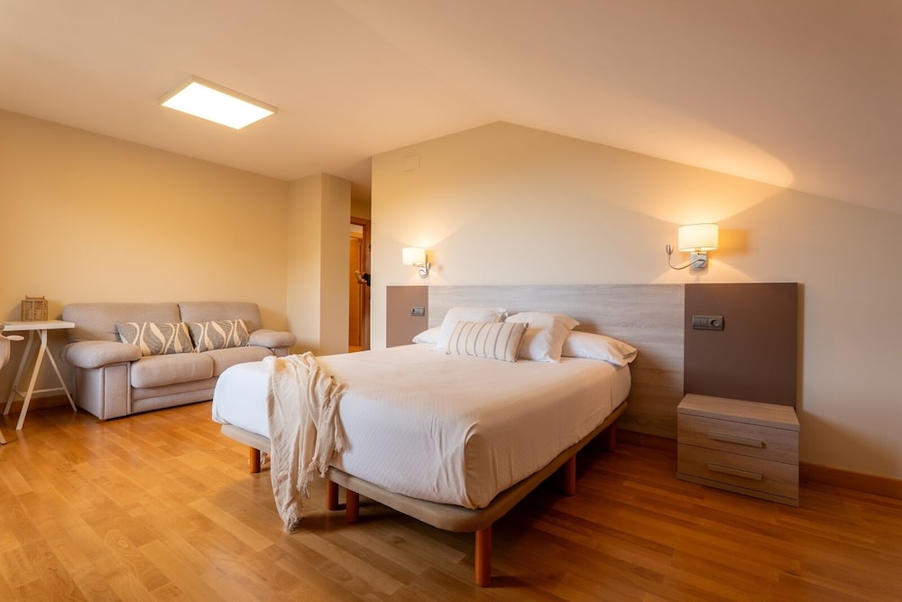 Apartamentos Albatros 12/50
