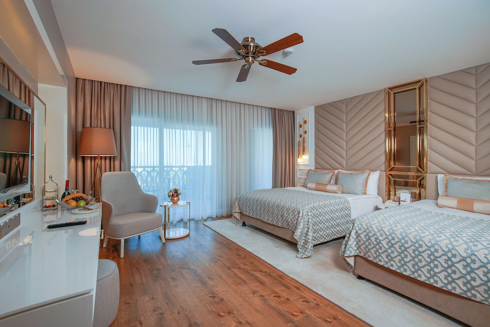 Limak Cyprus Deluxe Hotel 16/50