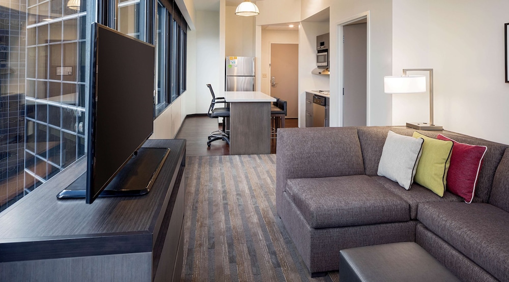 Hyatt House New Orleans/Downtown 43/74
