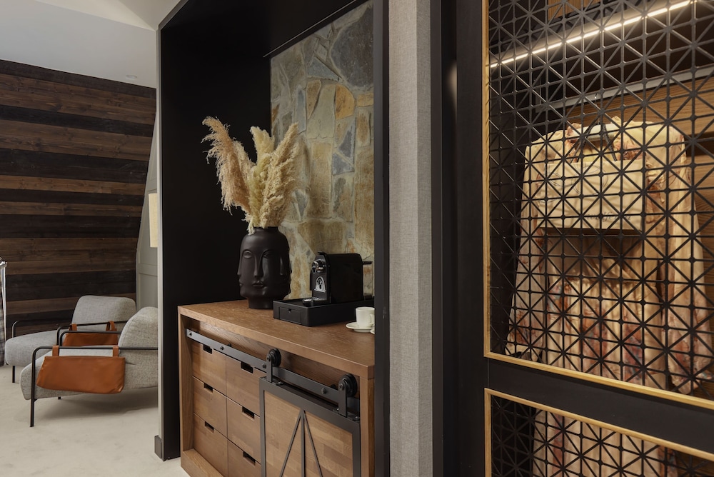 Lobby at Wulfenia Hotel & Spa, KOLASIN
