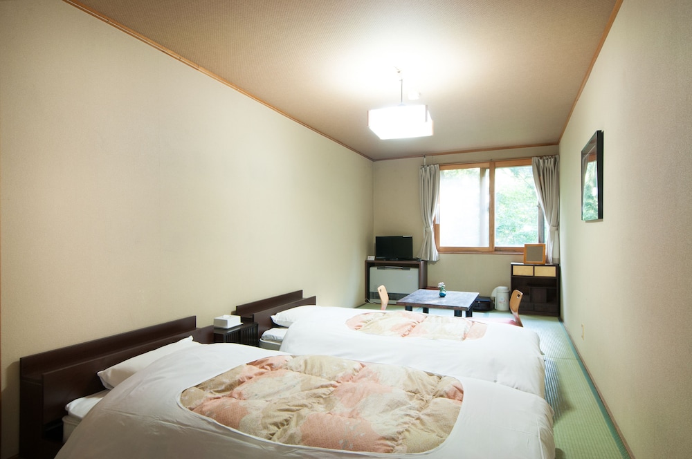 YACHI ONSEN 19/50